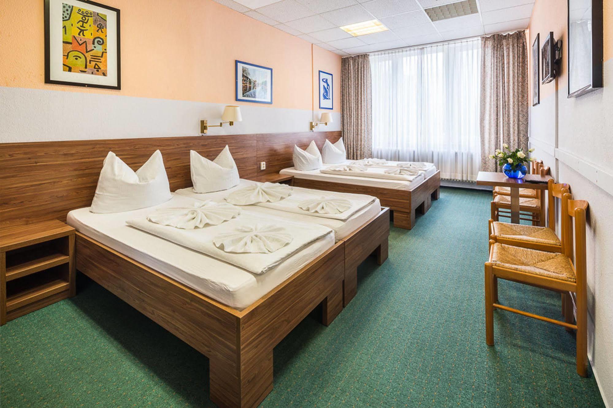 City Hotel Ansbach Am Kadewe Berlin Exterior photo